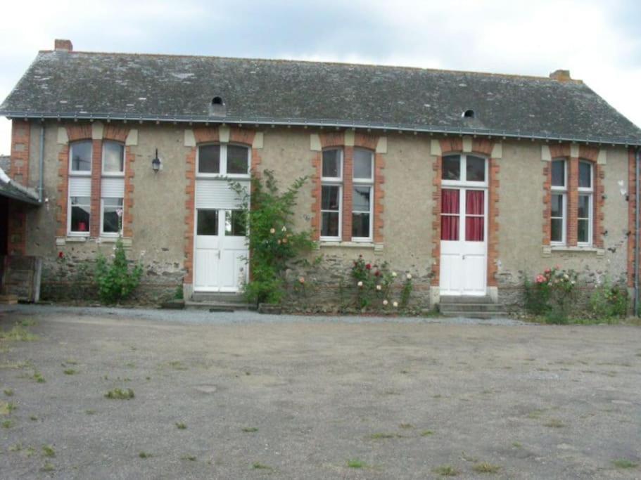 Gite -Belle Maison Dans Une Ancienne Ecole-Tarif Reduit Hors We ! شْوَزو المظهر الخارجي الصورة